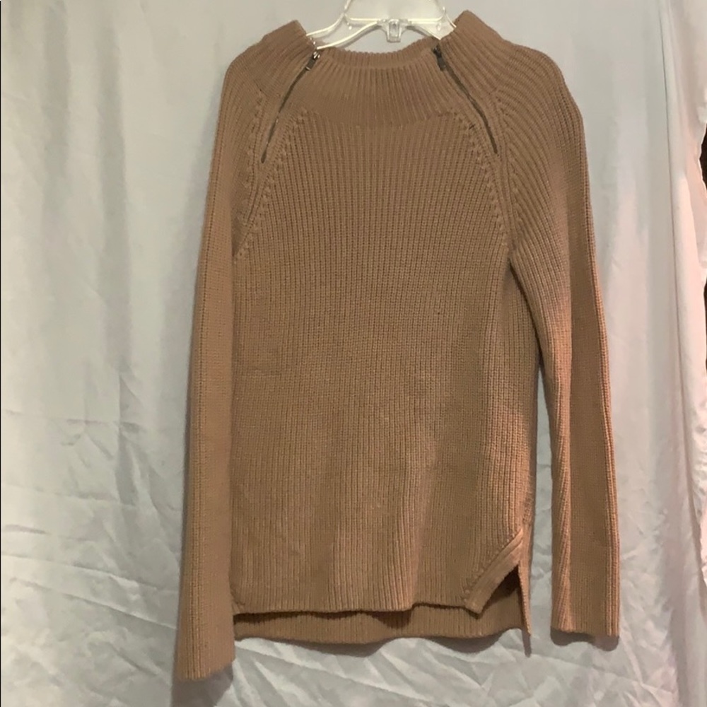 Tan banana republic sweater